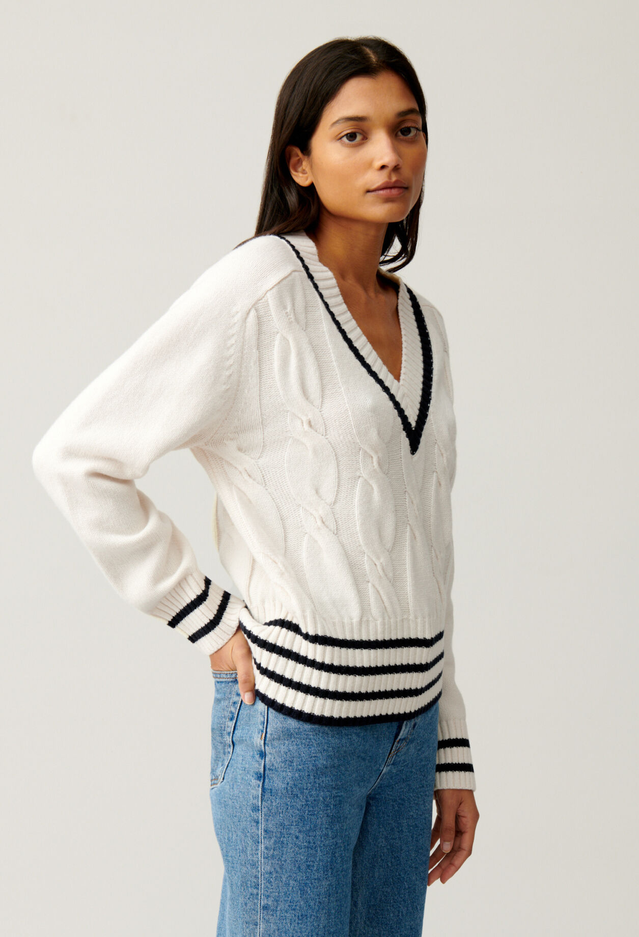 Beige cable knit jumper