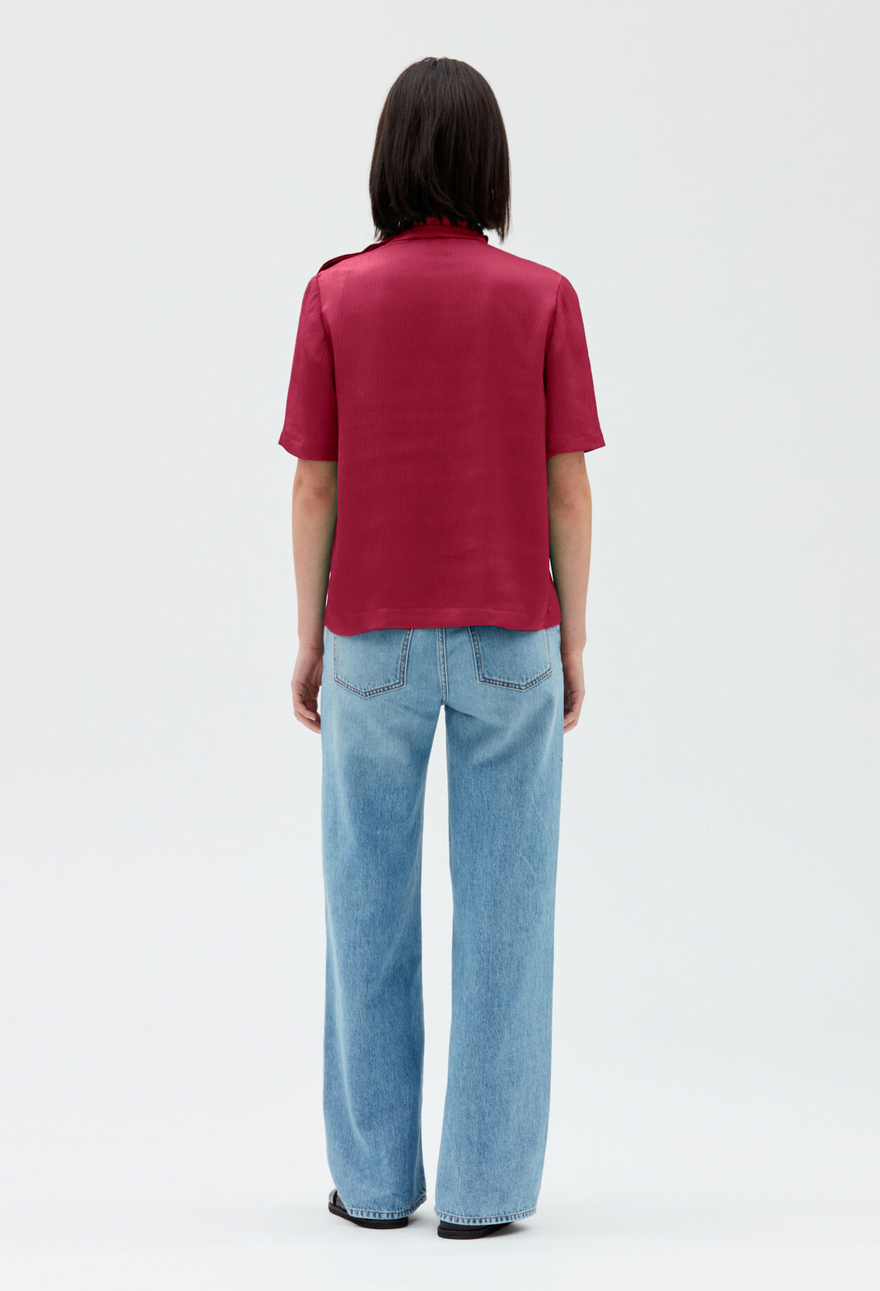 Short-sleeved top