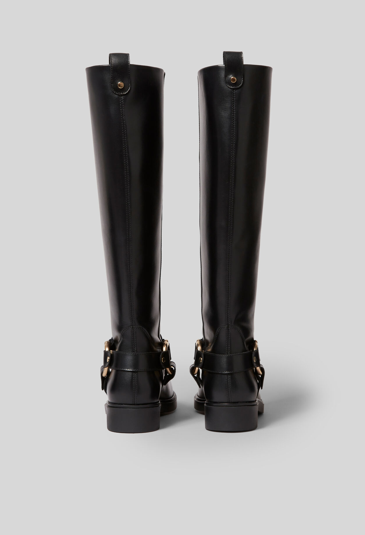 Hohe Lederstiefel