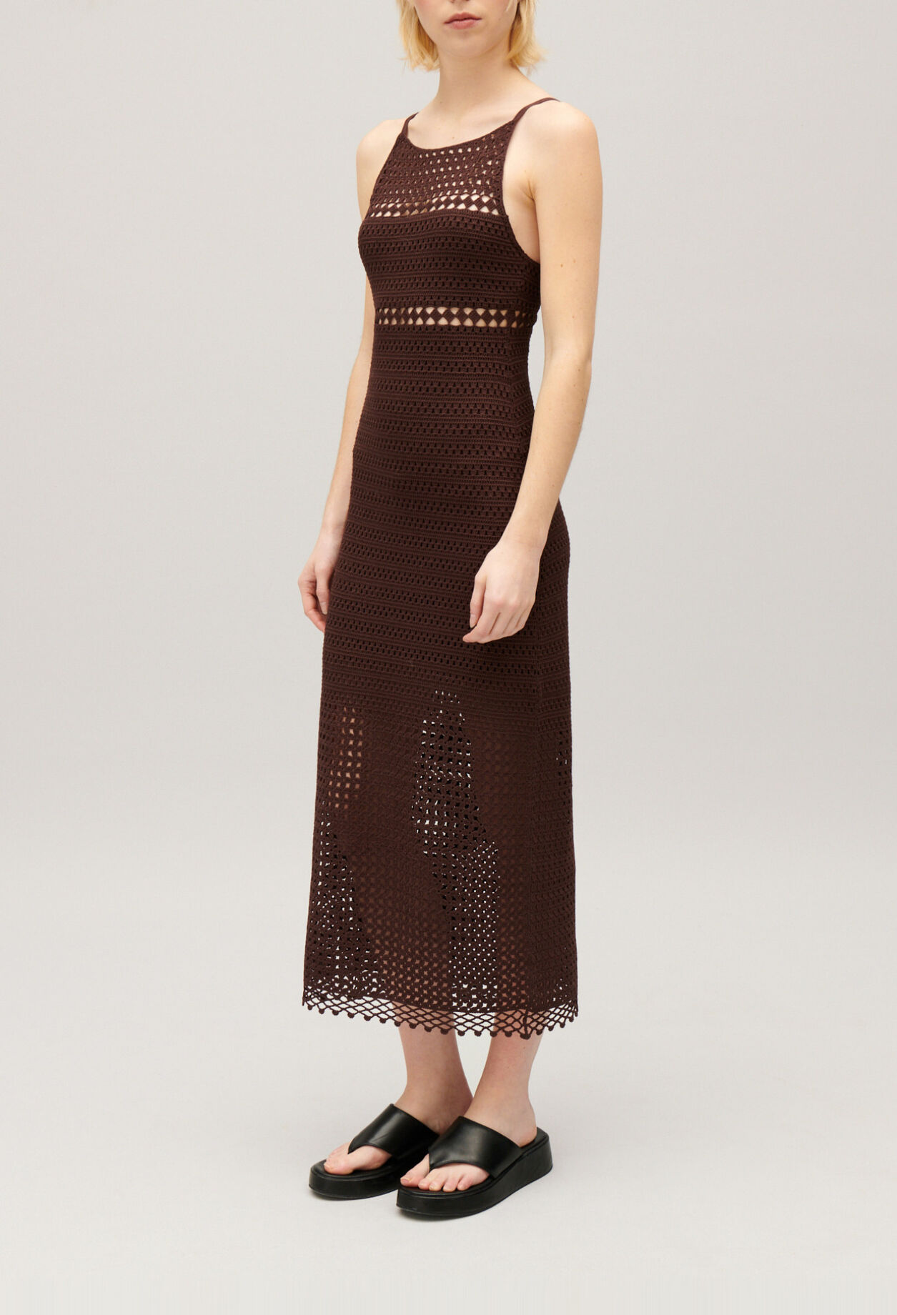 Robe longue crochet marron