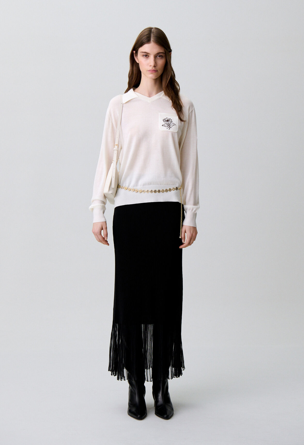 Pull maille fleur brod&eacute;e