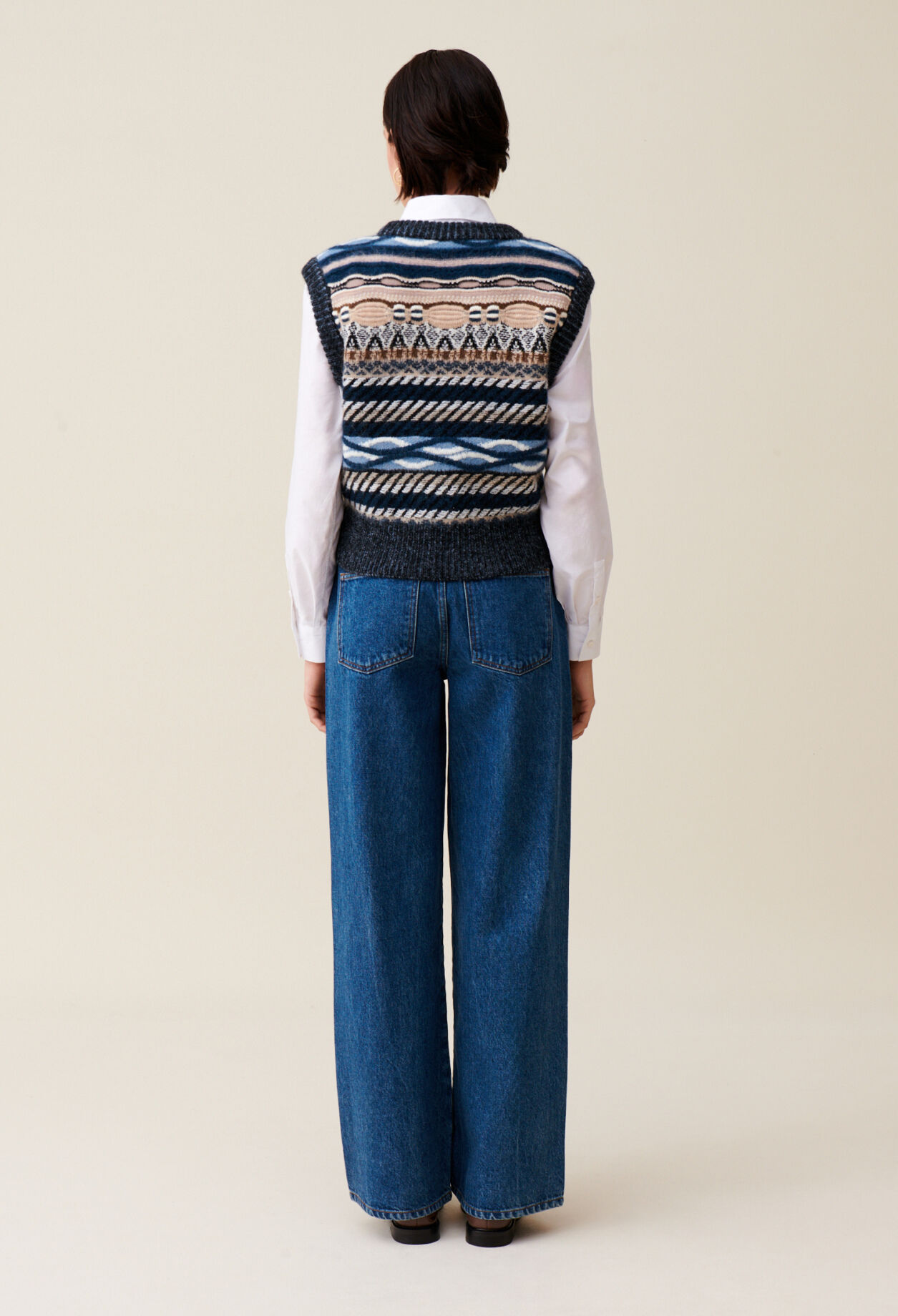 Pull sans manches rayures à motifs