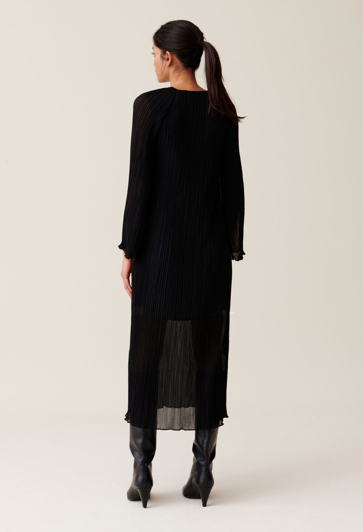 Langes, transparentes Kleid