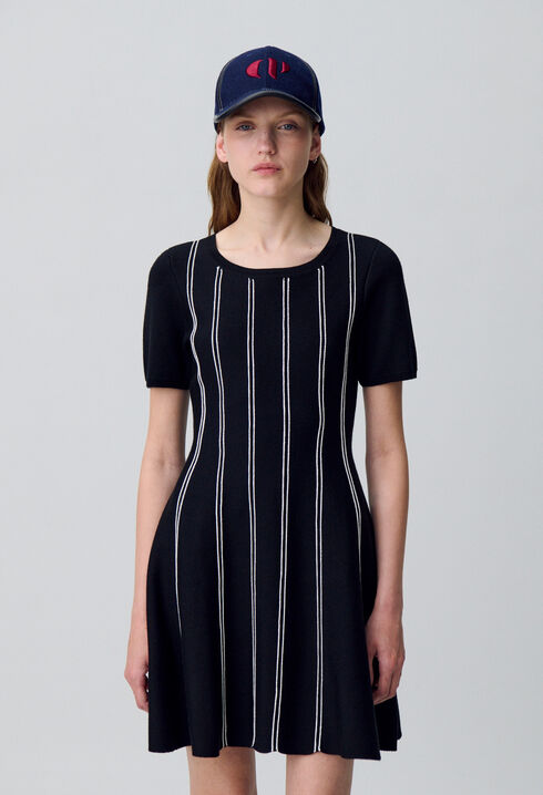 Skater-style short knit dress