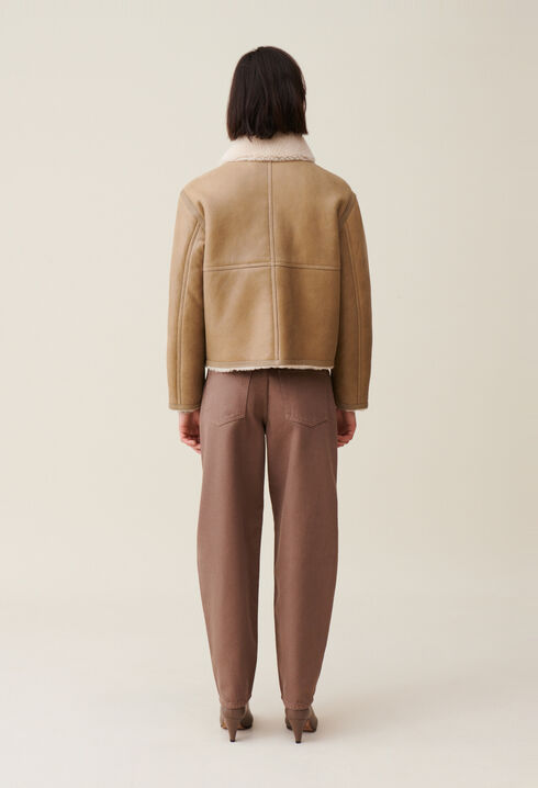 Short beige shearling jacket