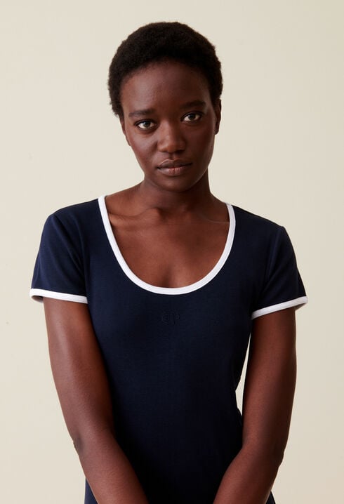 Körpernahes langes Kleid