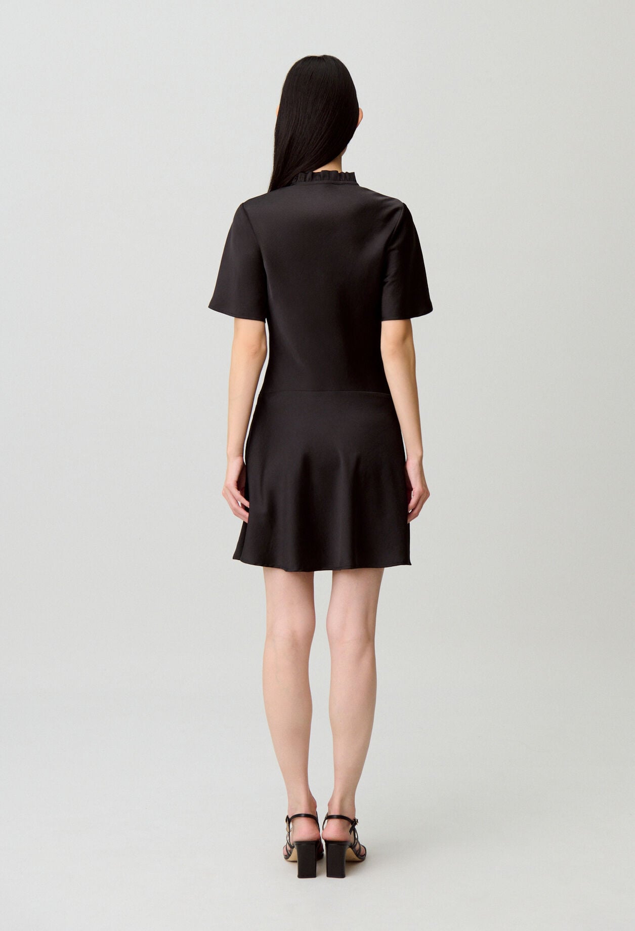 Robe courte fluide