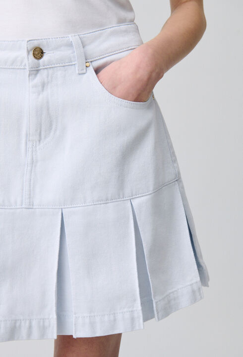 Jupe denim courte &agrave; plis