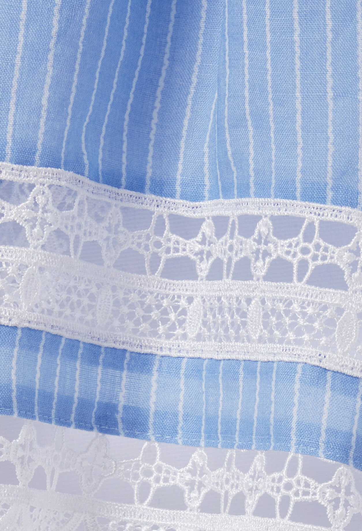 Short rayé dentelle
