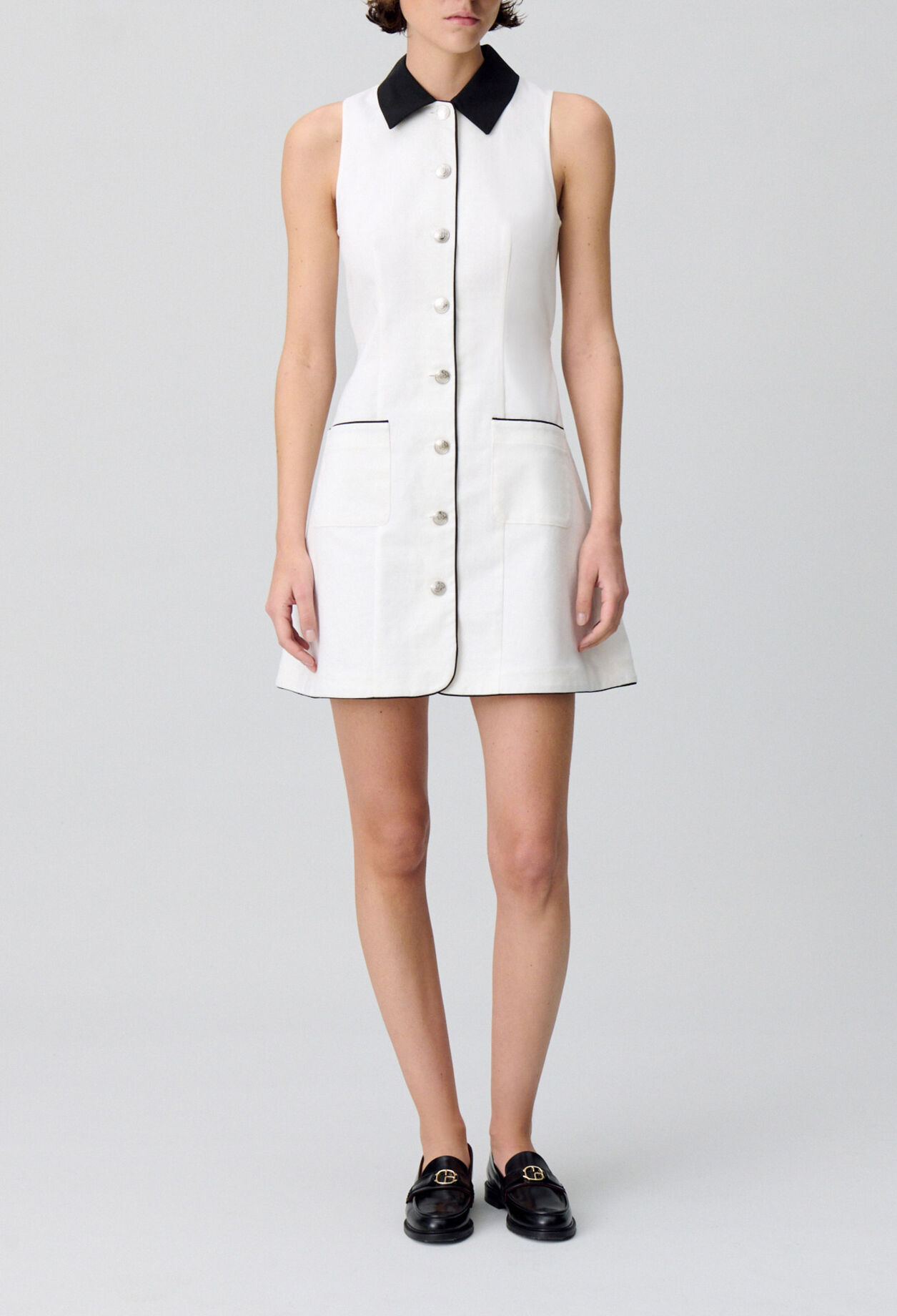 Sleeveless short dress