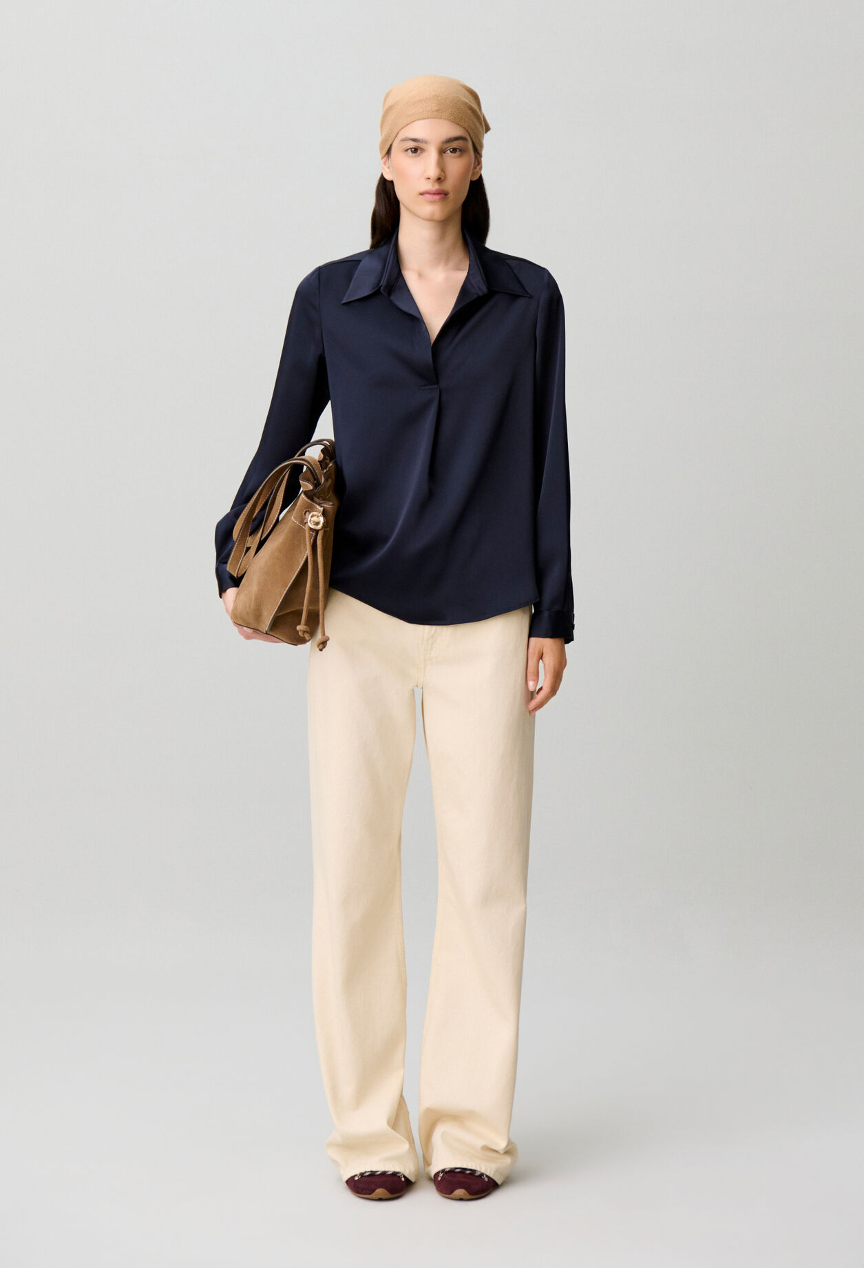 Straight pleated blouse