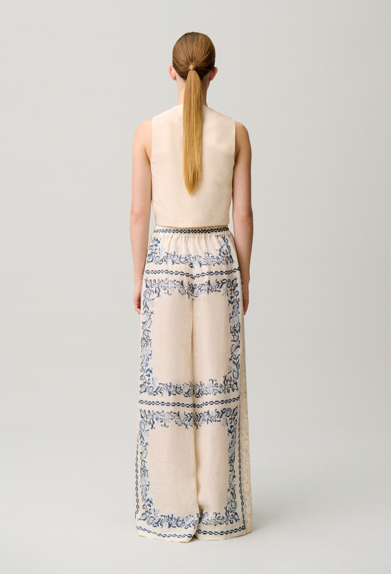 Flowy linen trousers