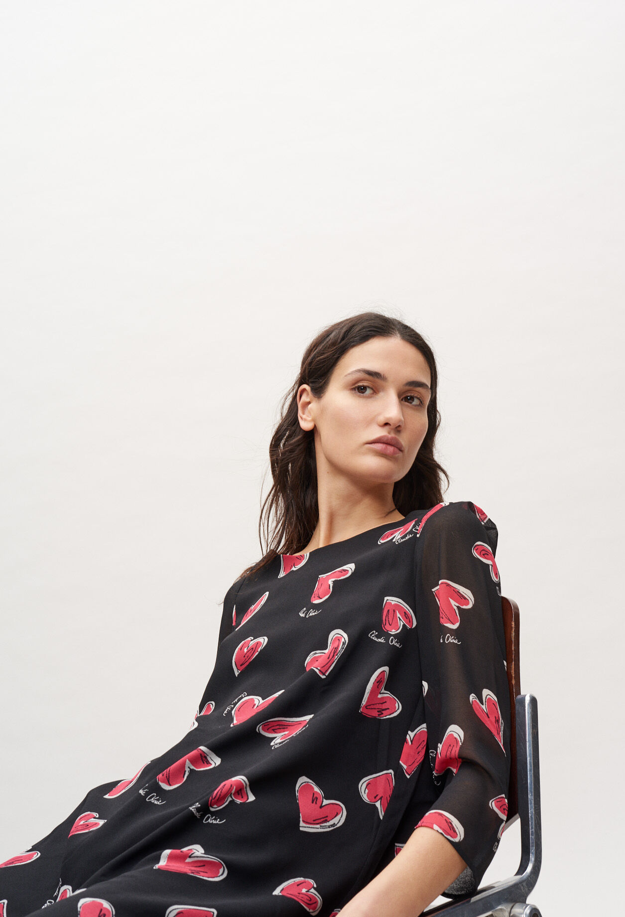 Ausgestelltes kurzes Kleid