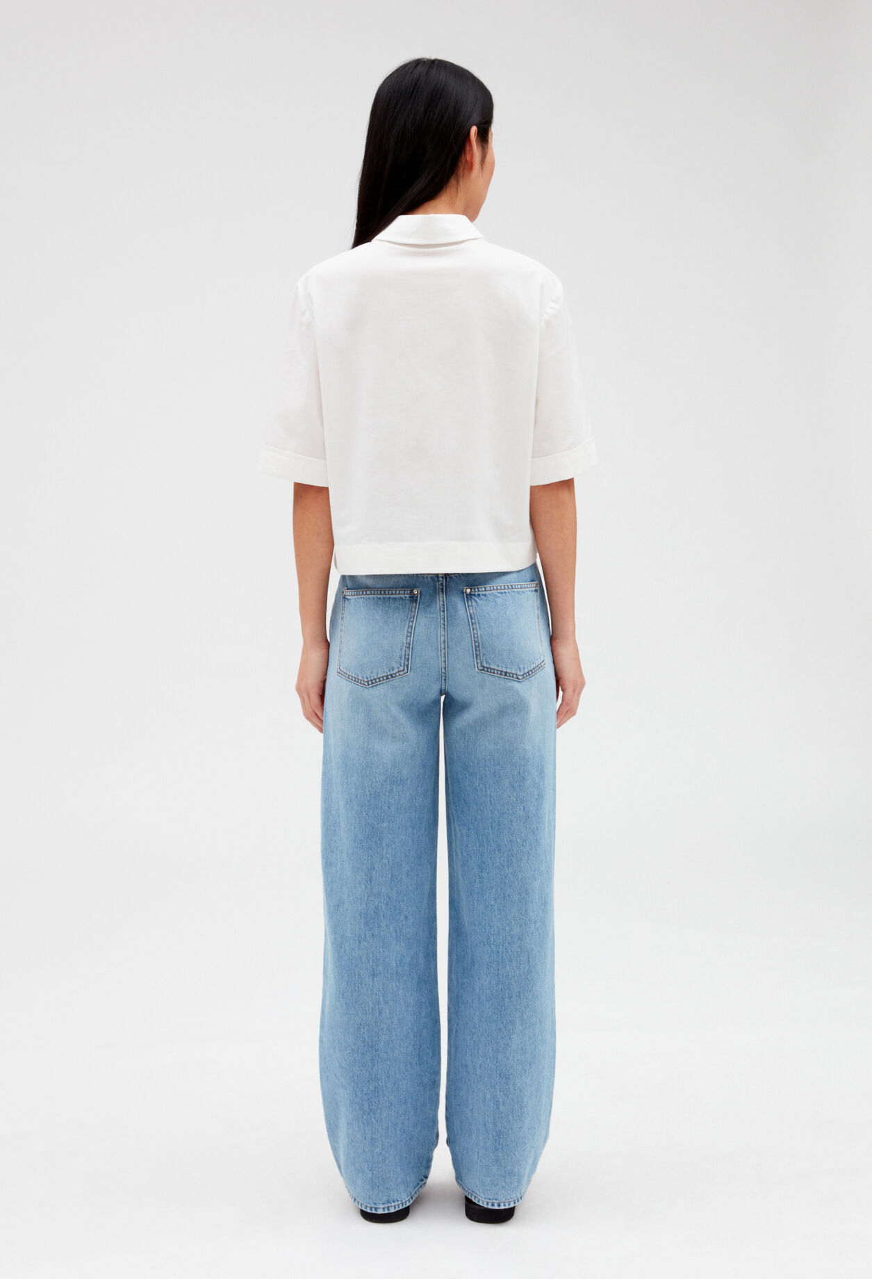 Chemise courte brodée écrue