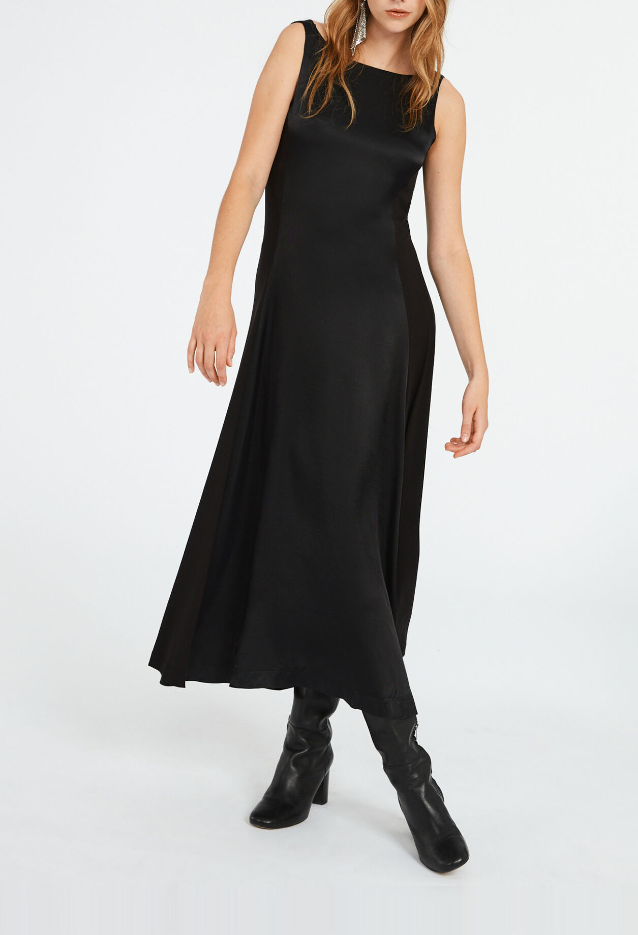 Robe longue dos nu