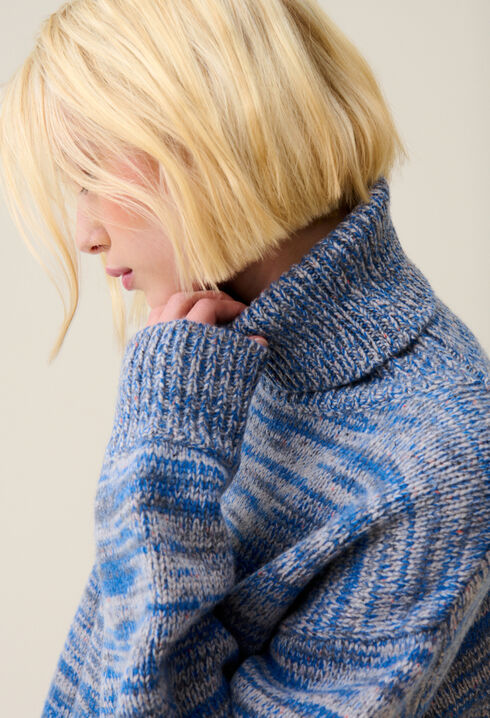 Robe courte laine col roulé