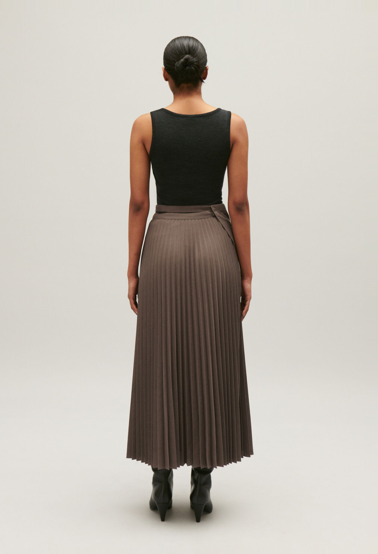 Jupe midi pliss&eacute;e marron glac&eacute;