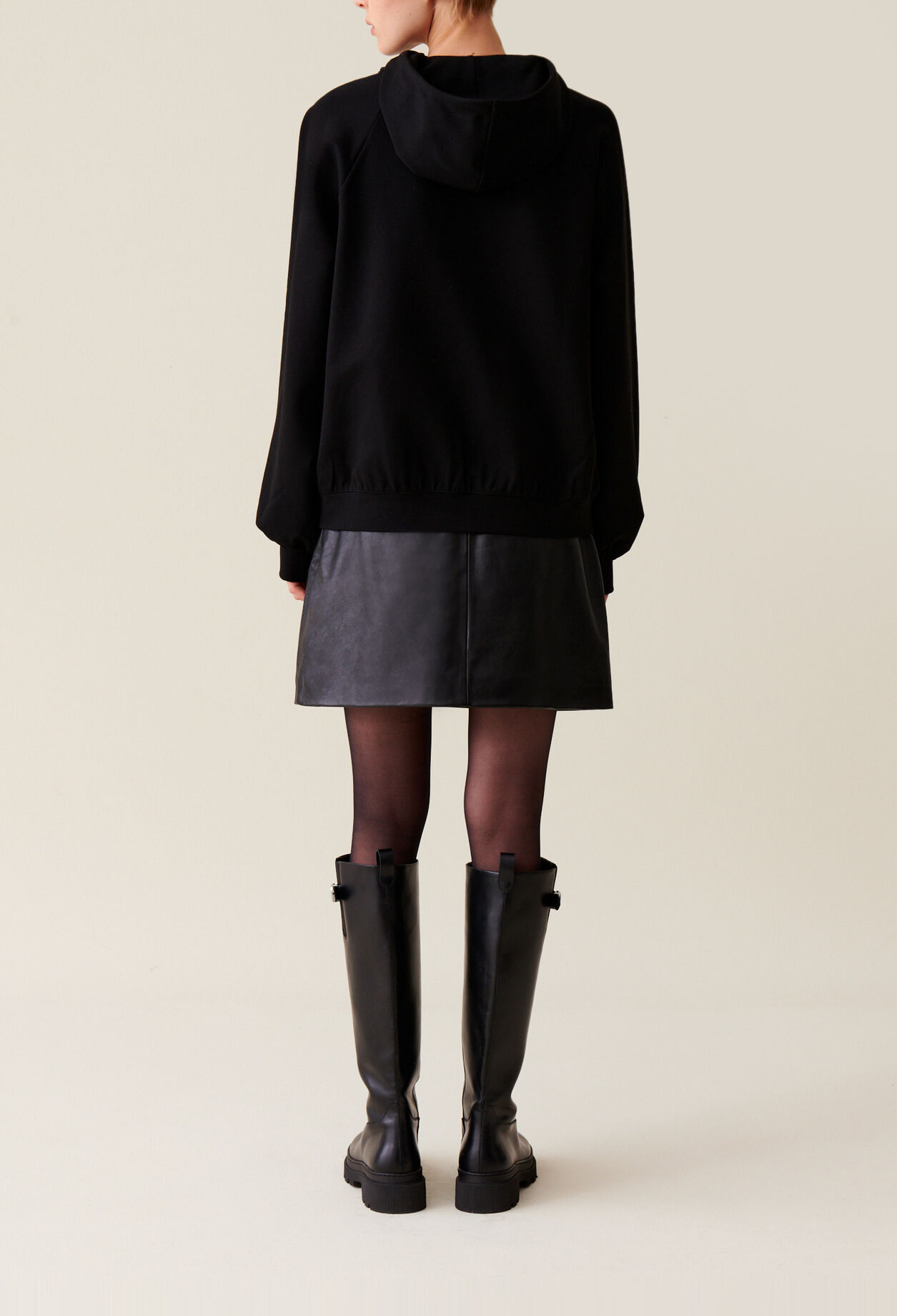 Schwarzes Kapuzen Sweatshirt
