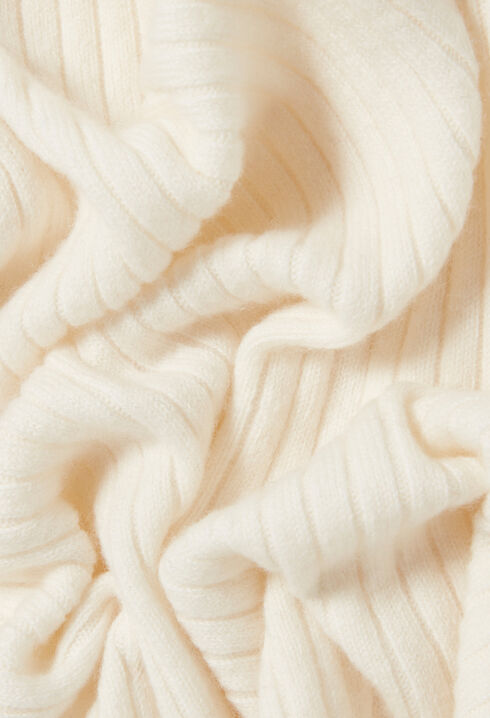 Pull près du corps