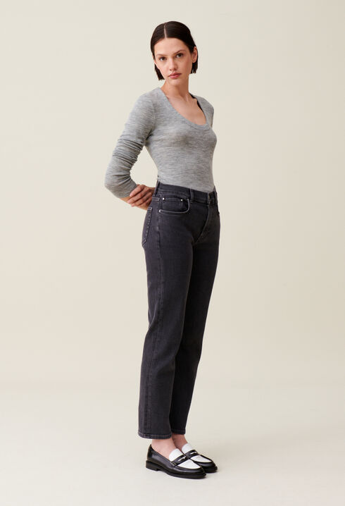 Top maille ajusté col rond gris