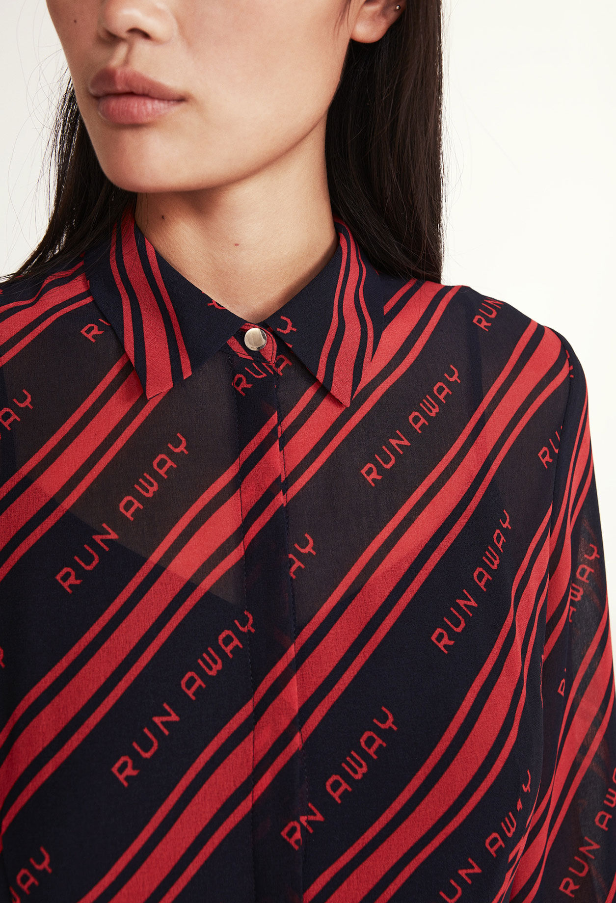 Robe mi-longue plissée