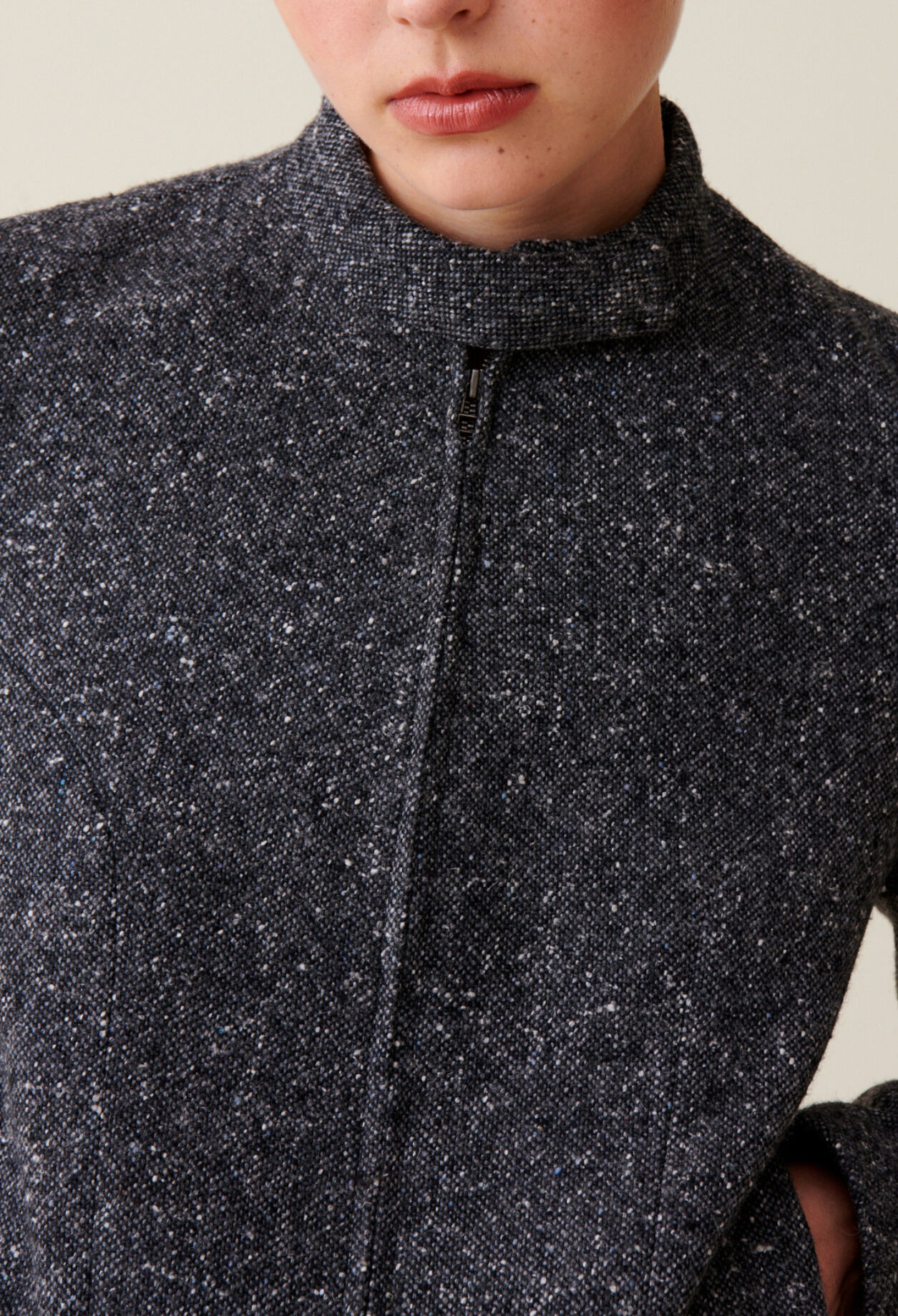 Kurze Jacke aus grauer Wollmischung
