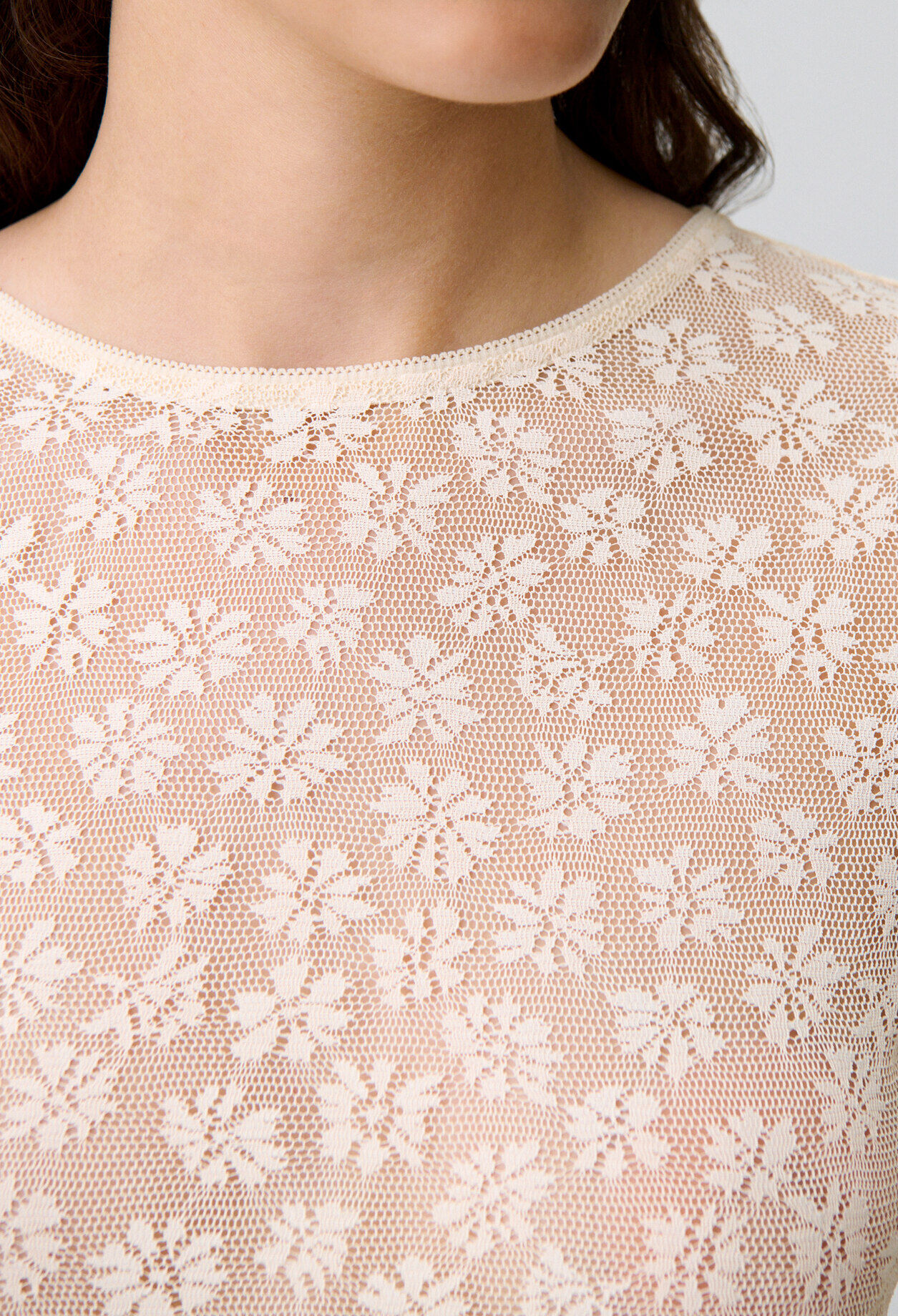 Top transparent dentelle