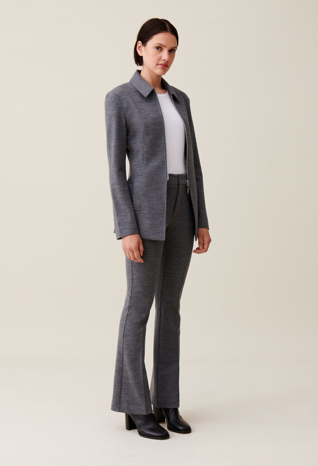 Taillierter Reißverschluss-Blazer