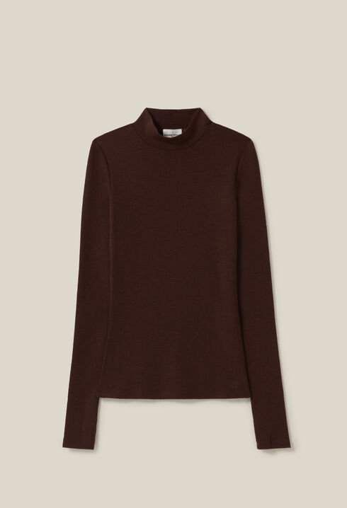 Wool top with long sleeves