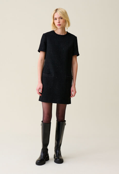 Kurzes schwarzes Tweed-Kleid