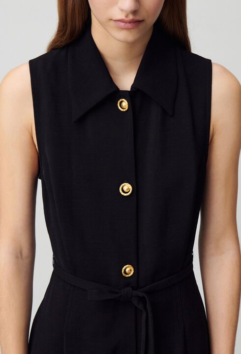 Robe courte sans manches