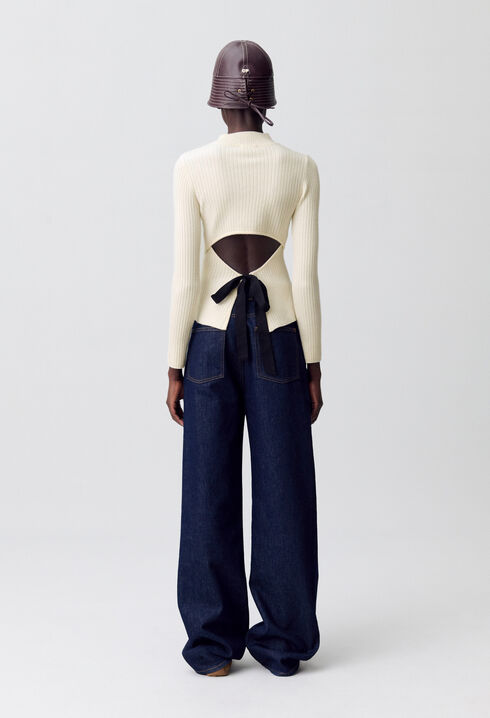Pull près du corps
