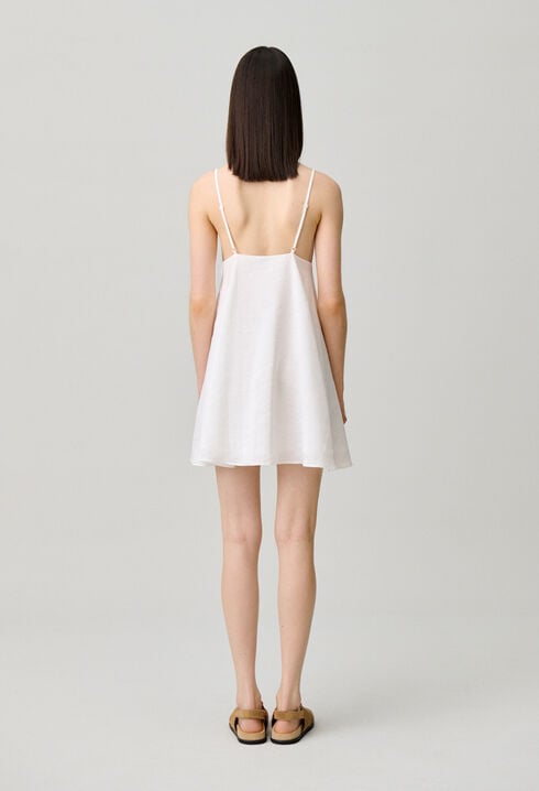 Short lace dress