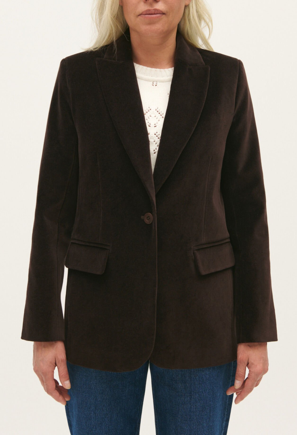 Schokoladenbrauner Blazer aus Samt