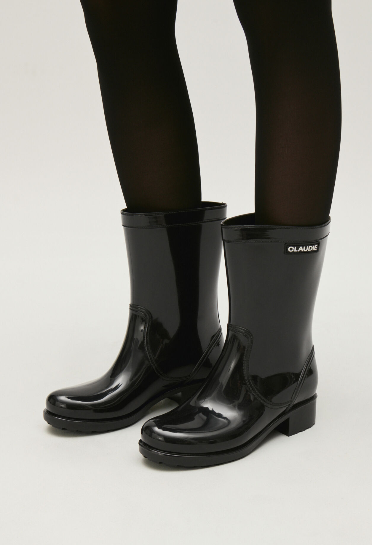 Black Wellington boots