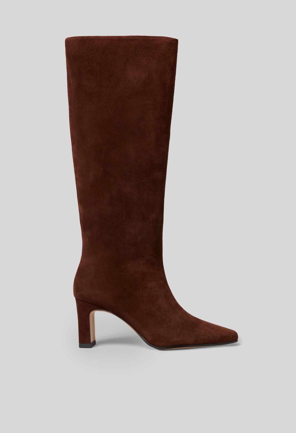 Absatzstiefel aus Wildleder