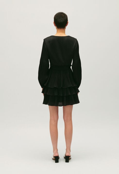 Short black pleated dress