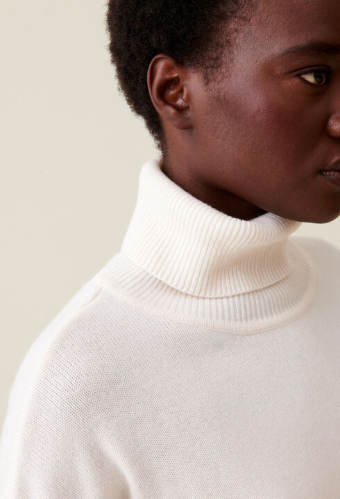 100% Cashmere turtleneck