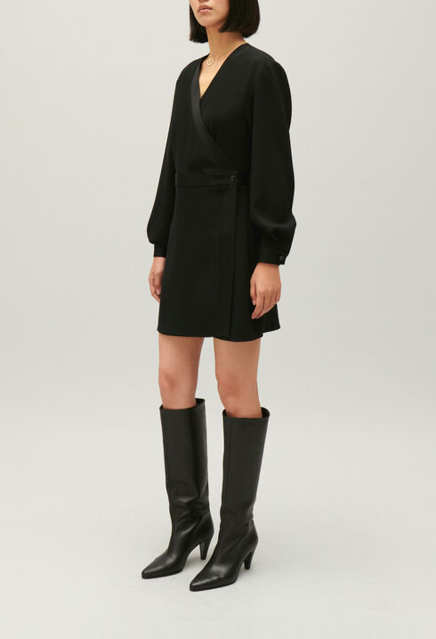 Kurzes Wickelkleid in Schwarz