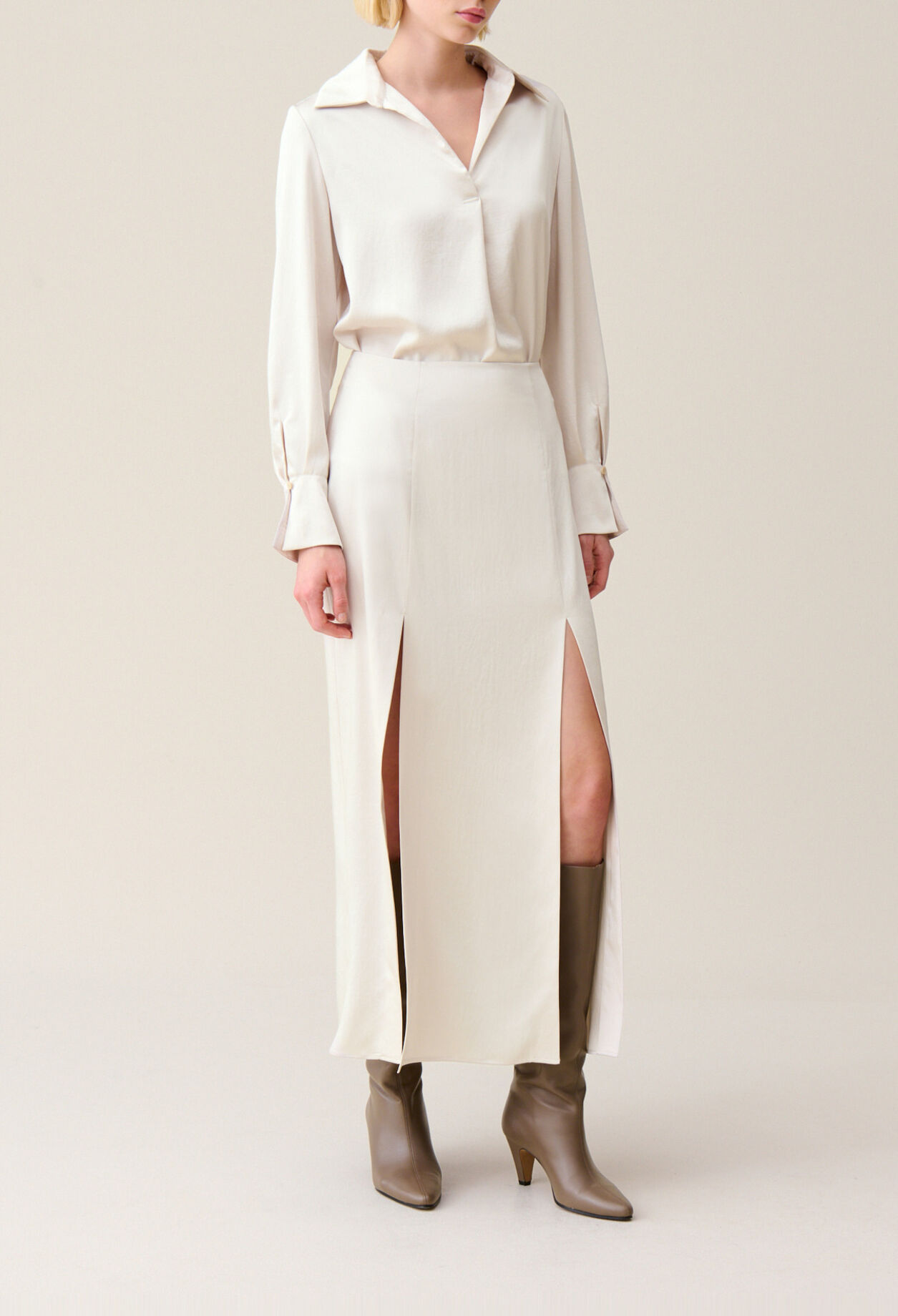 Flowy Pleated Maxi Skirt