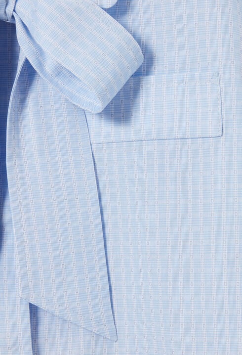 Short checked shirt