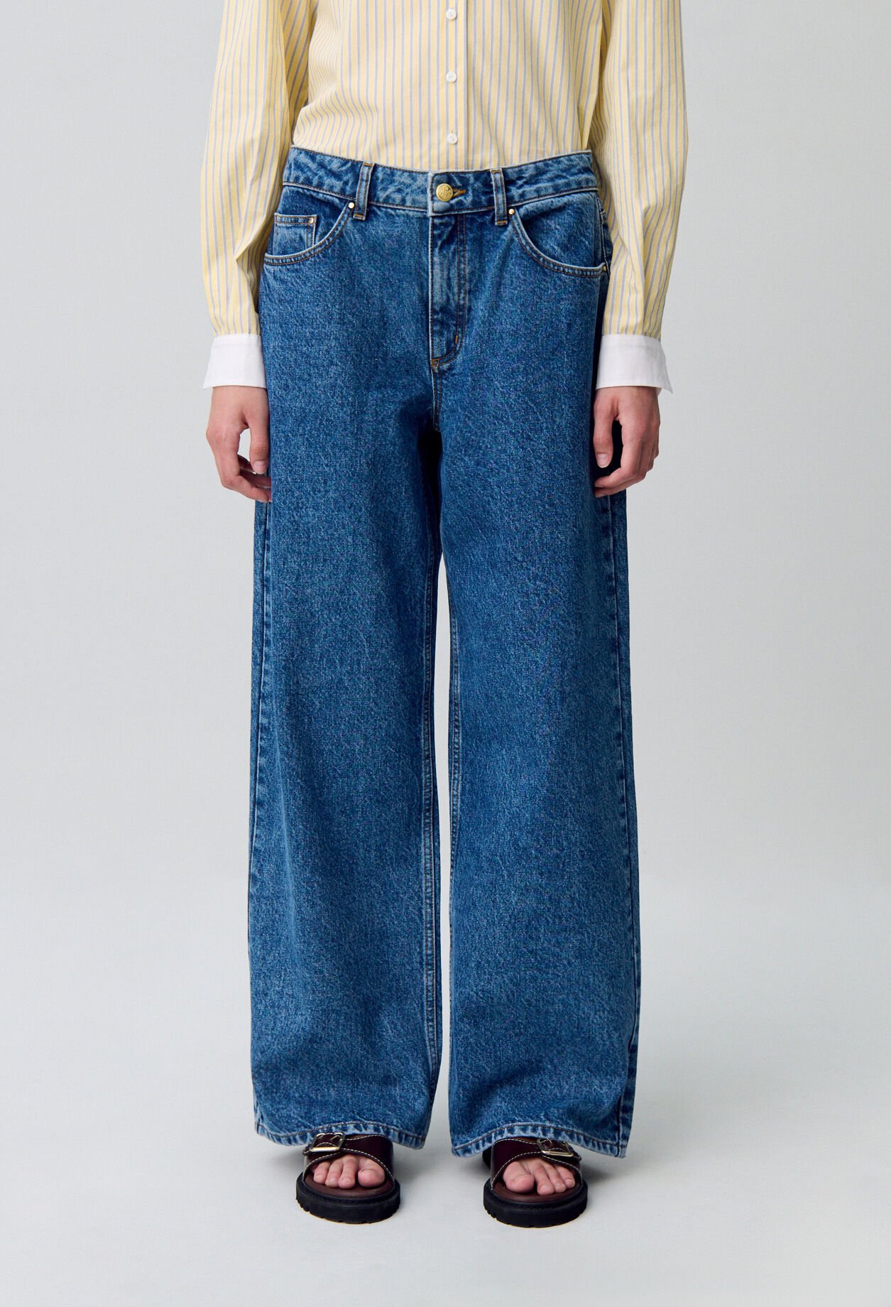 Weite gerade Jeans aus Denim