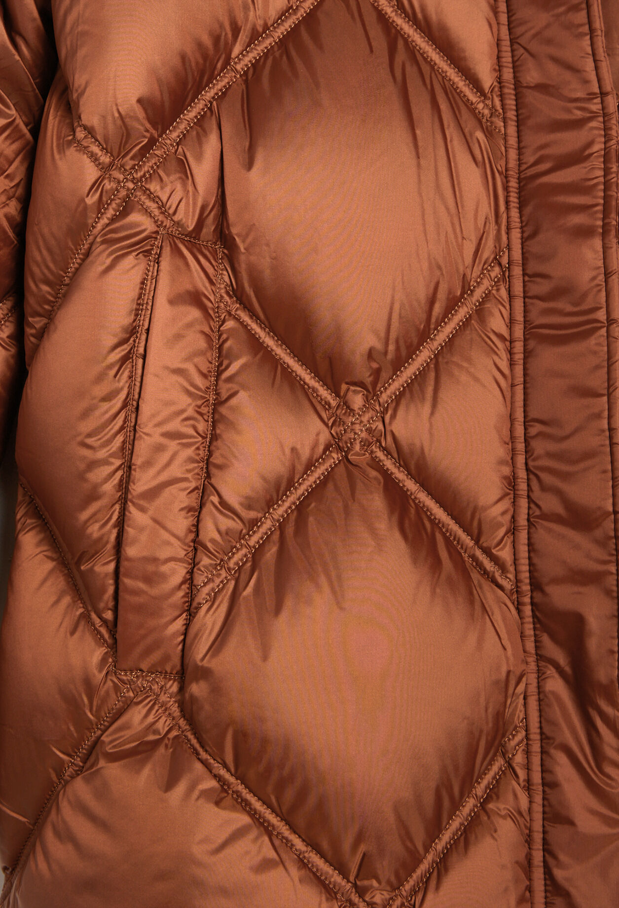 Halblange Daunenjacke