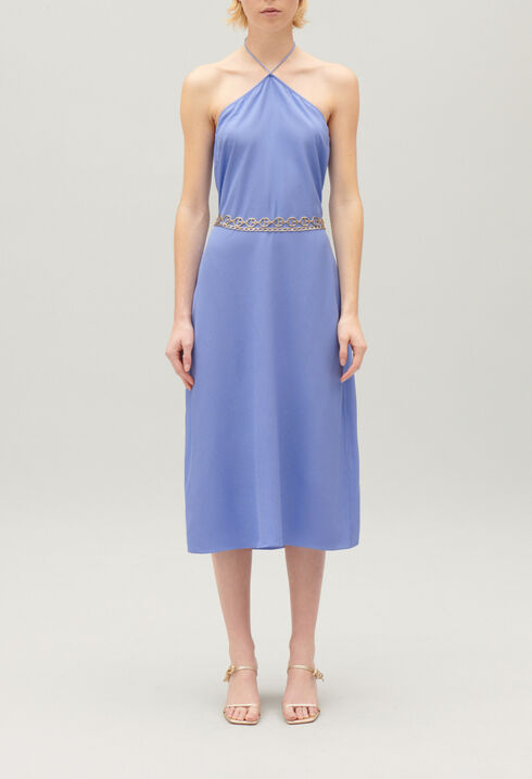 Kurzes Kleid mit R&uuml;ckenausschnitt