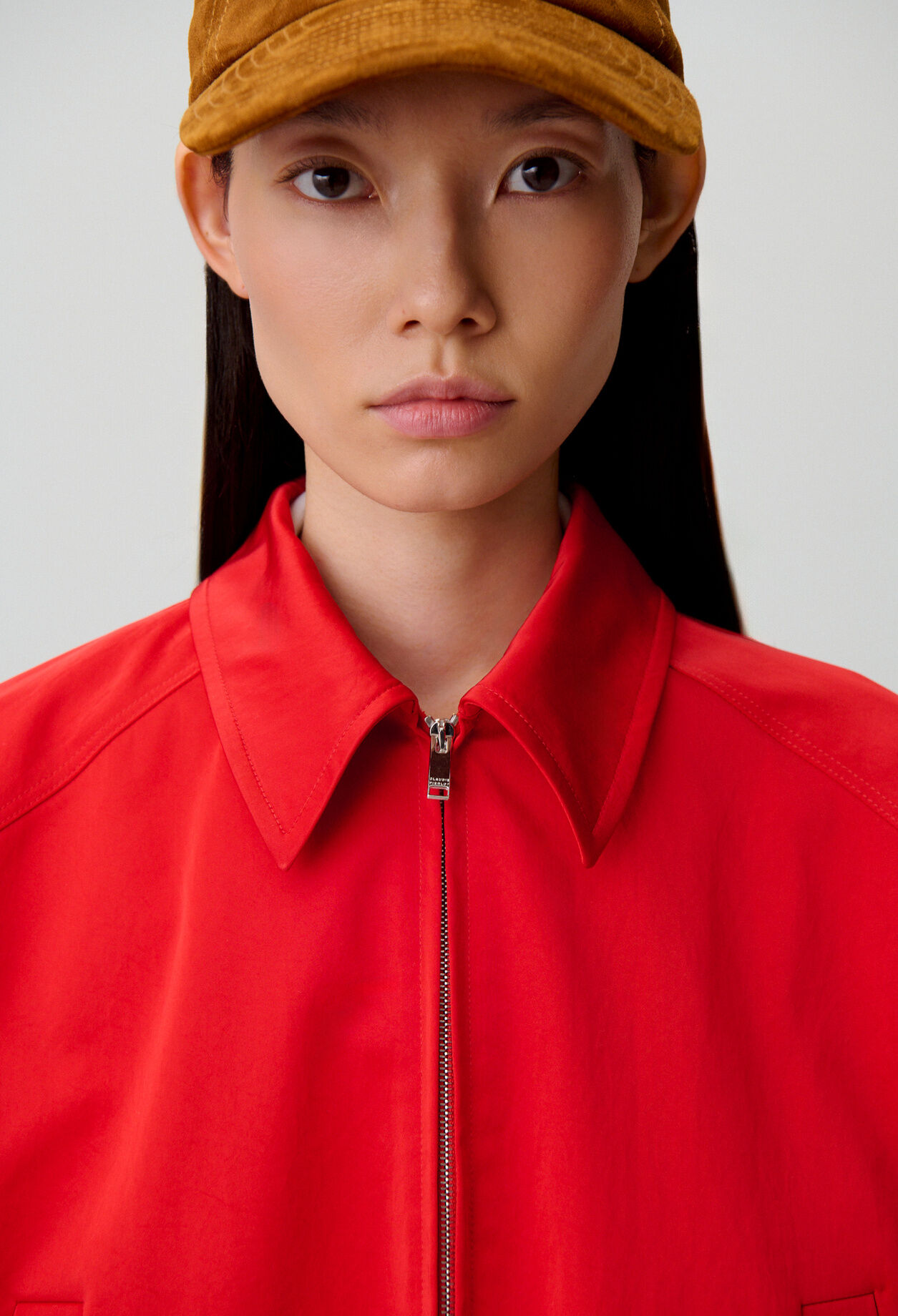 Blouson tissu satiné court