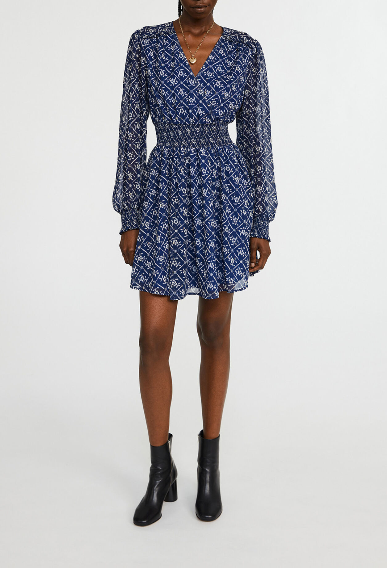 Robe courte à motif floral