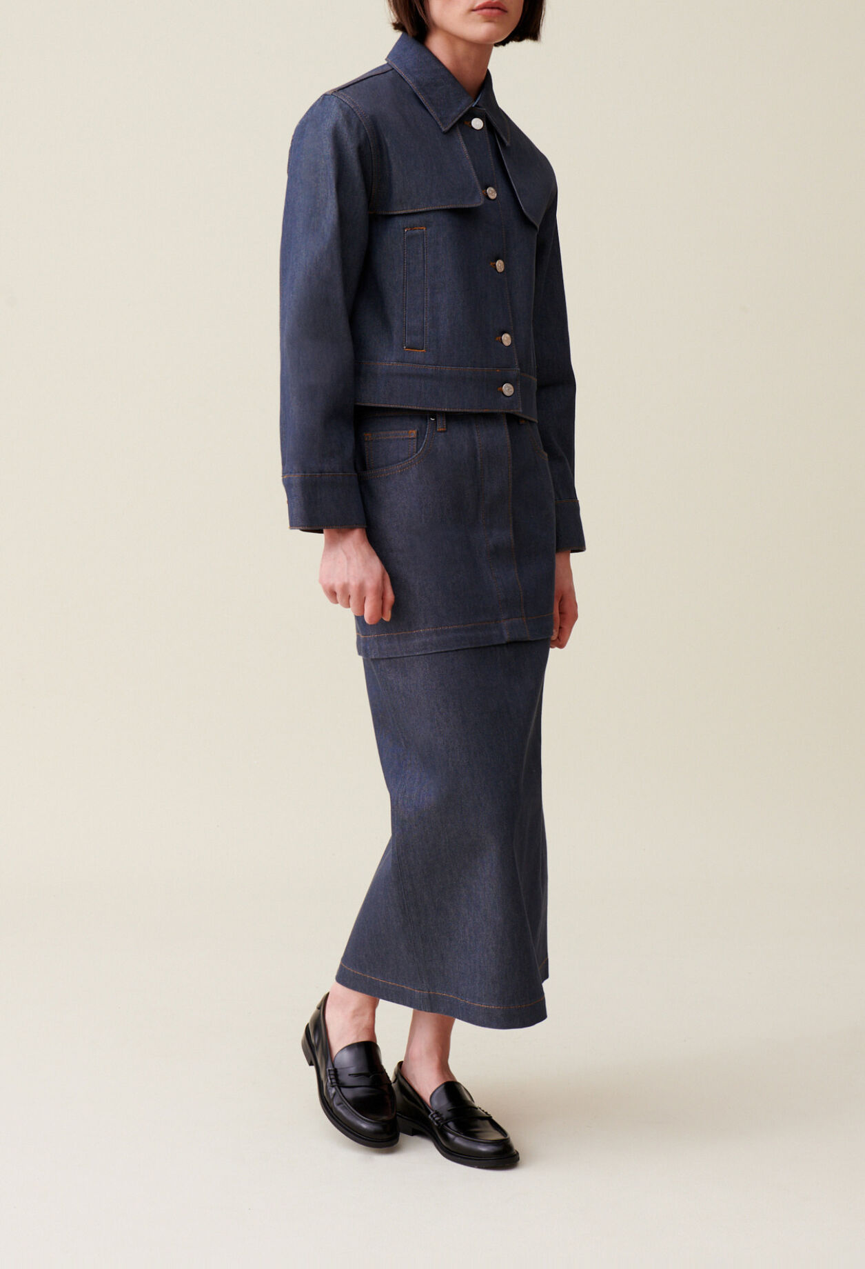 Weite dunkelblaue Jeansjacke