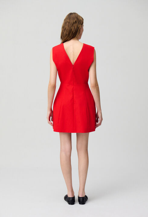 Figurbetontes kurzes Kleid