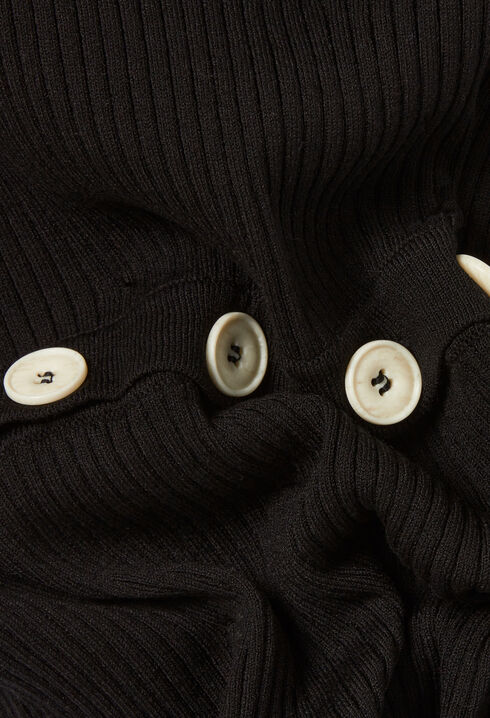 Knielanges Strickkleid