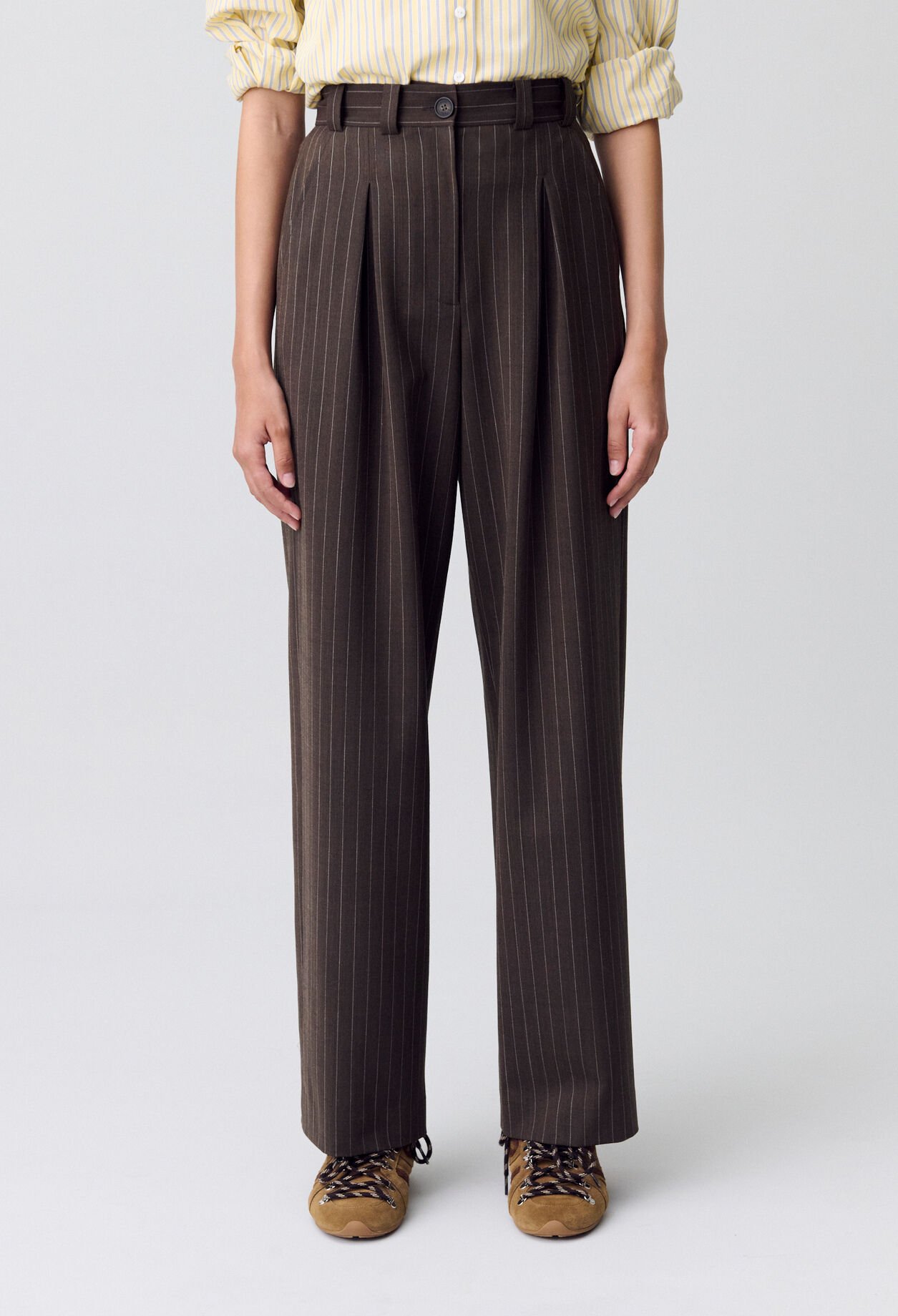 Straight-leg trousers